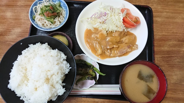 むじゃきの生姜焼き定食 