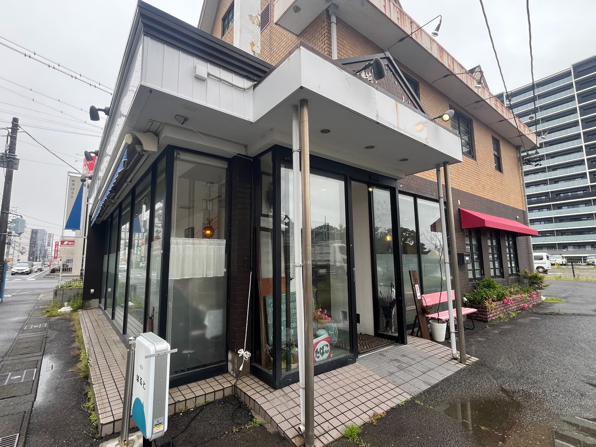 喫茶ぽるとの外観