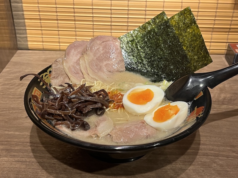 とんこつラーメン
