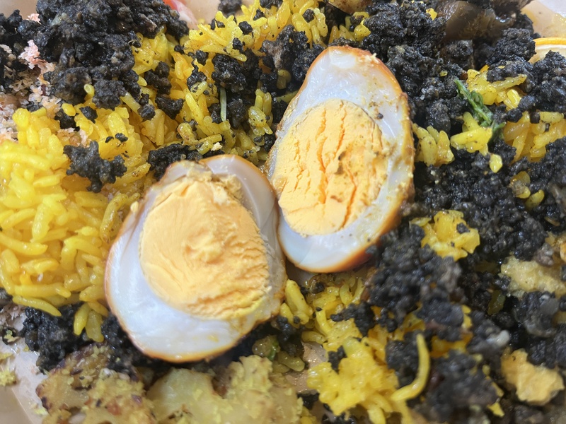 創作スパイス料理 Petti のスパイスたまごトッピング