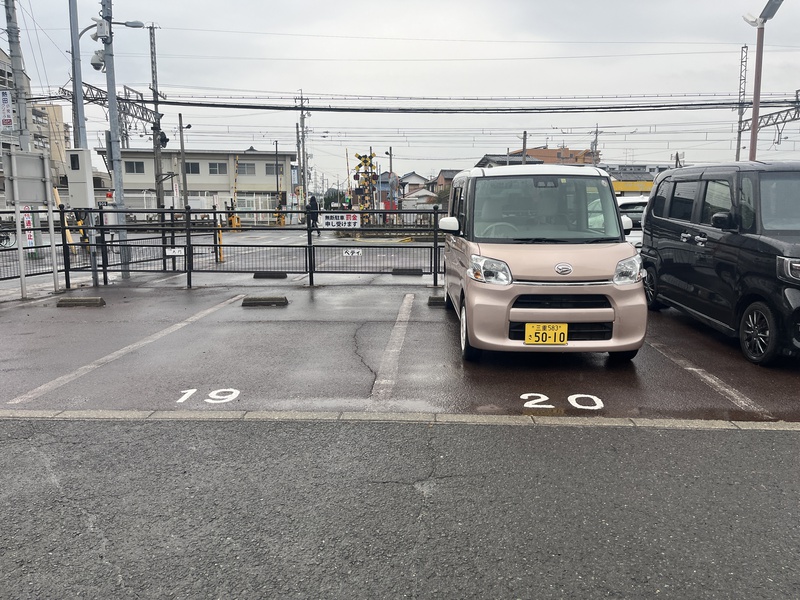 創作スパイス料理 Petti の駐車場