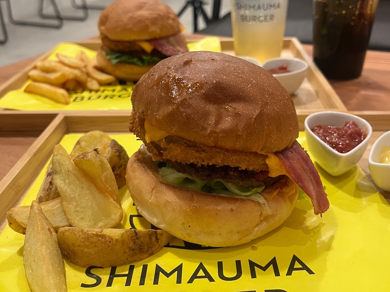 三重・津市で話題沸騰！SHIMAUMA BURGER 久居店で味わう“玉ねぎが主役