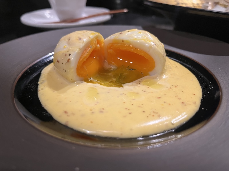 名物ウフマヨ