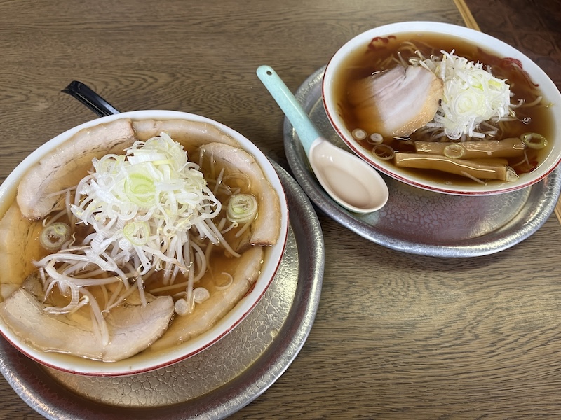 特製ラーメンとラーメン