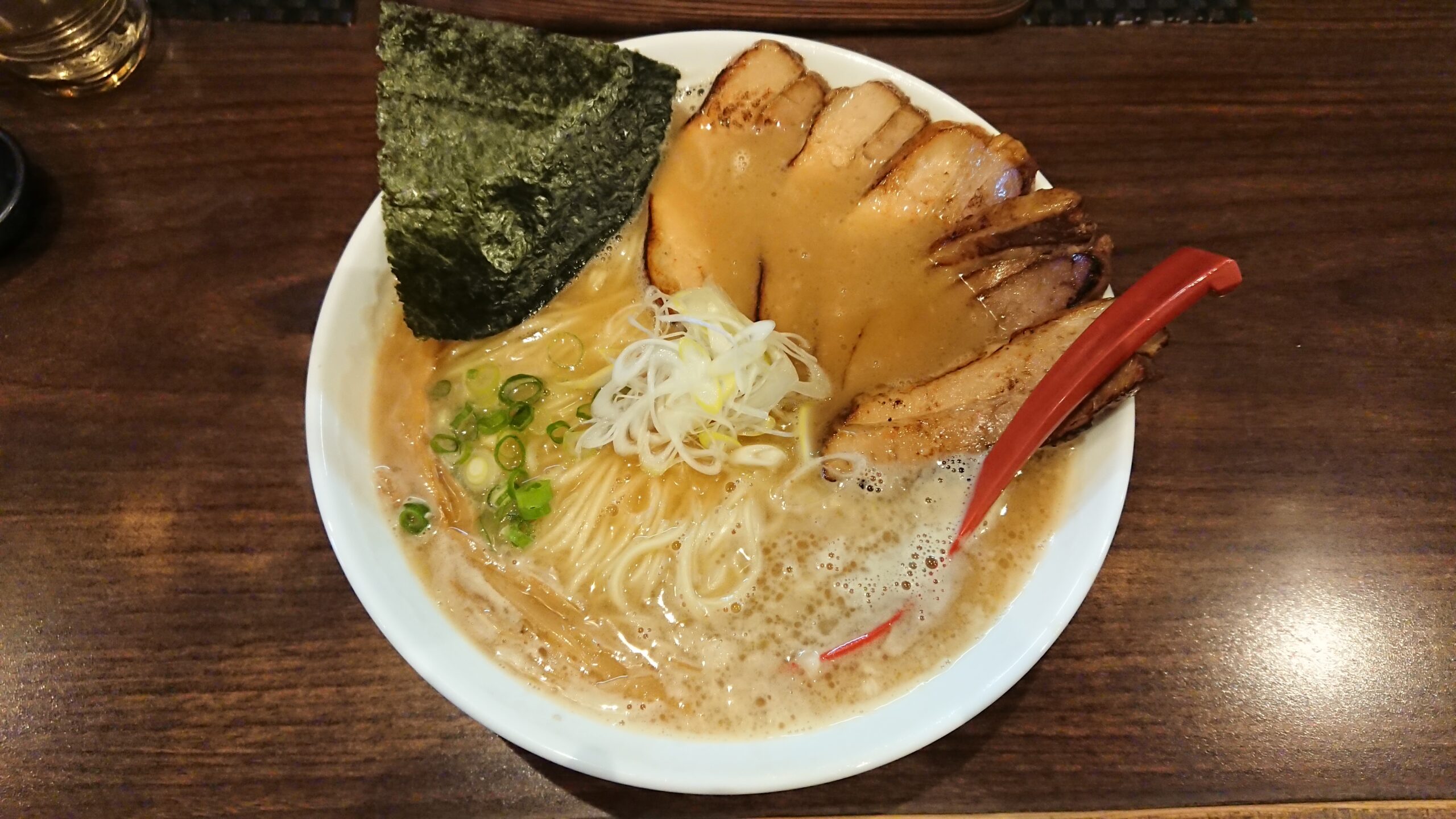 ラーメン也 豚骨醤油ラーメン