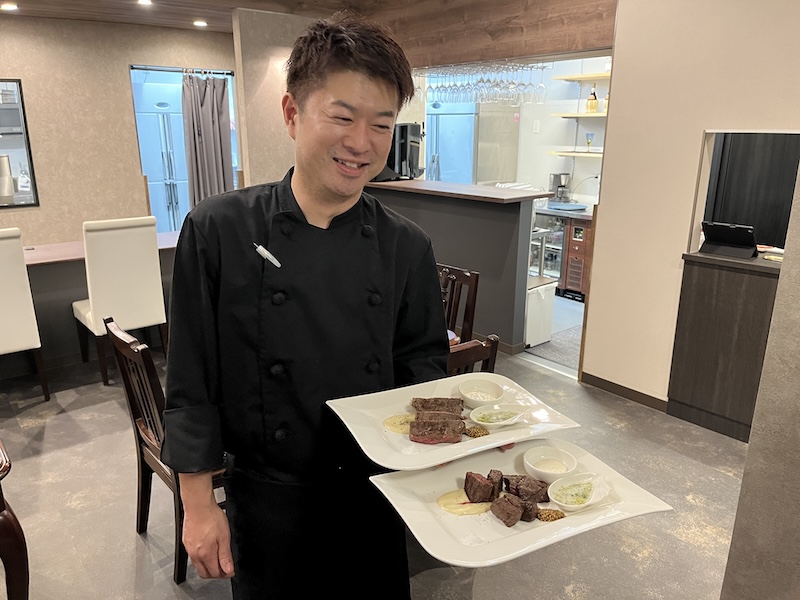 笑顔の素敵な店主