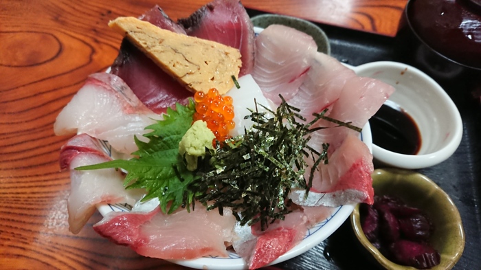 八代の海鮮丼