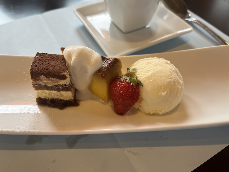 本日のデザートーティラミス・かぼちゃプリン・バニラアイス