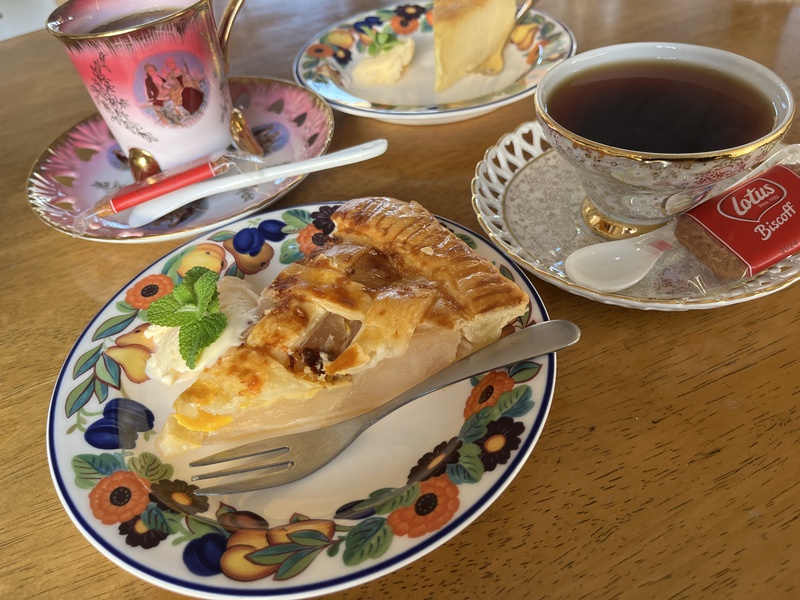 LA CHERIのアップルパイ