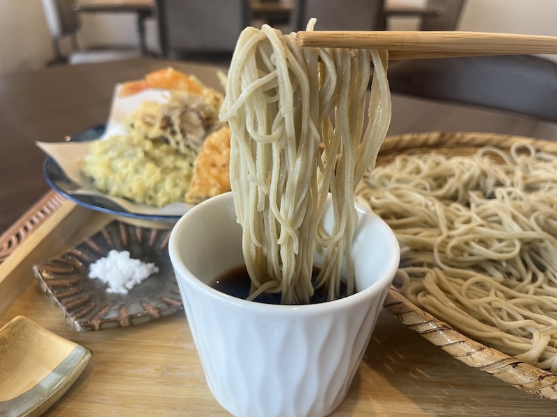香り豊かな十割そば