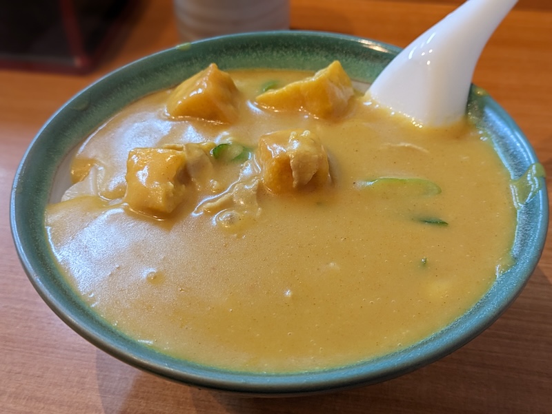 名物カレーうどん