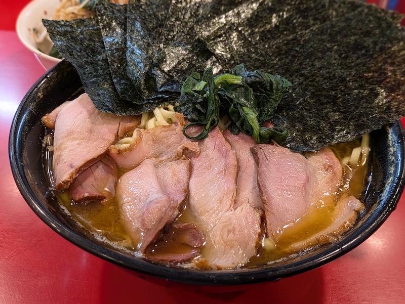 カスタマイズ豊富な吉村家のラーメン