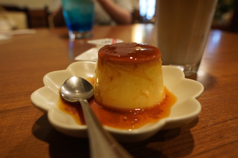 カラメルがたっぷりかかったプリン