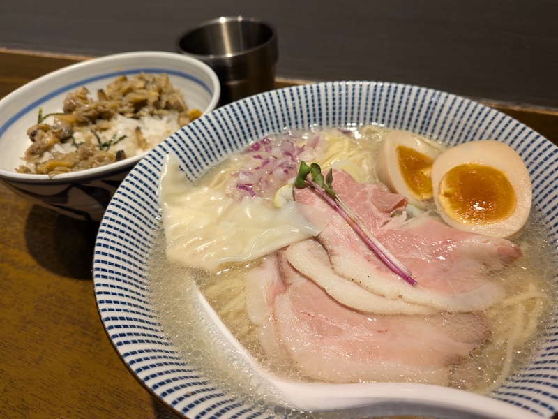 貝の旨みが詰まったラーメン