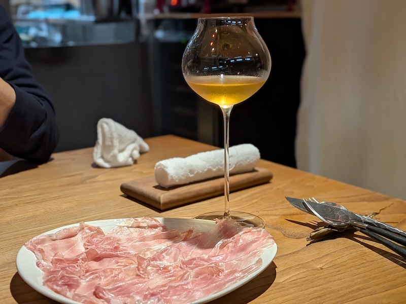 生ハムとワイン