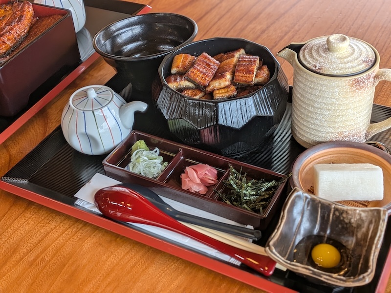 味変を楽しめるひつまぶし