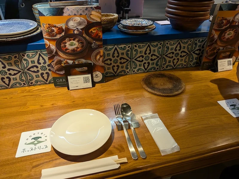 店内のカウンター席の様子