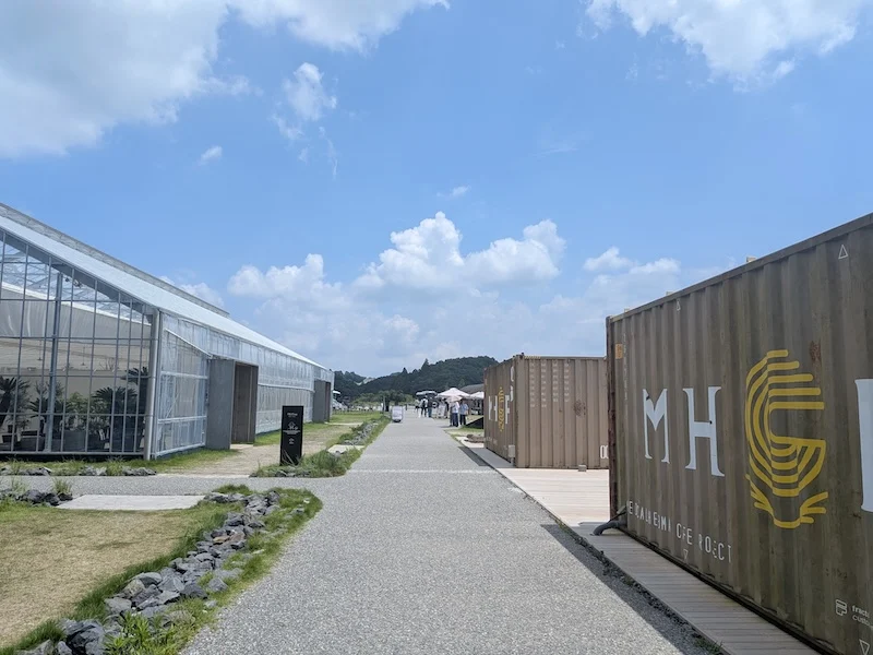 VISON園内の通路