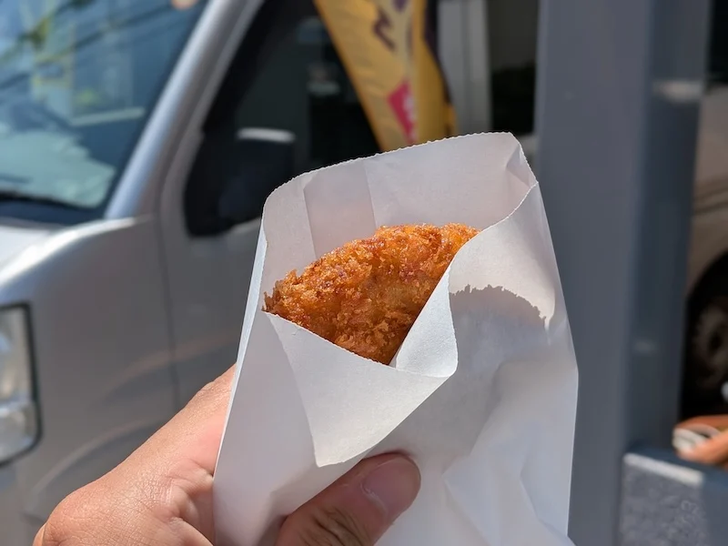 丸幸精肉店の手作りコロッケ