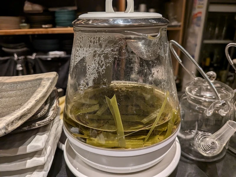 ガラスポットで淹れるお茶